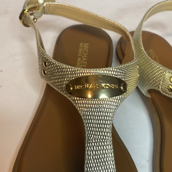 Michael Kors Gold Thong Sandals size 6.5 - Picture 2 of 6